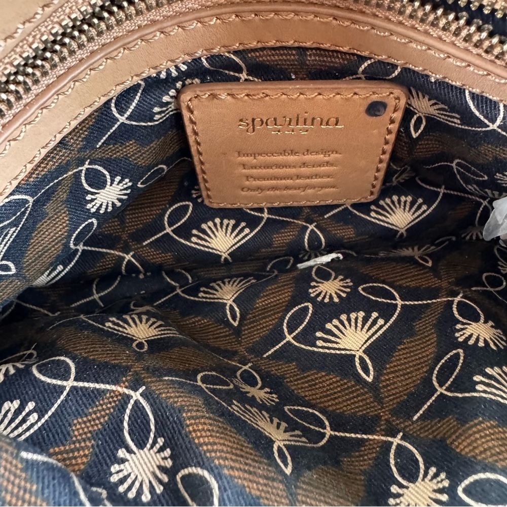 Spartina 449 Leather Wristlet Zipper Pouch Tan - Picture 7 of 11